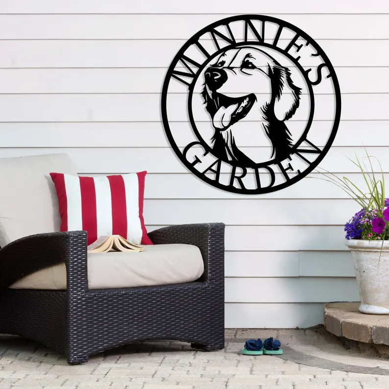 Custom Golden Retriever Name Metal Wall Decor