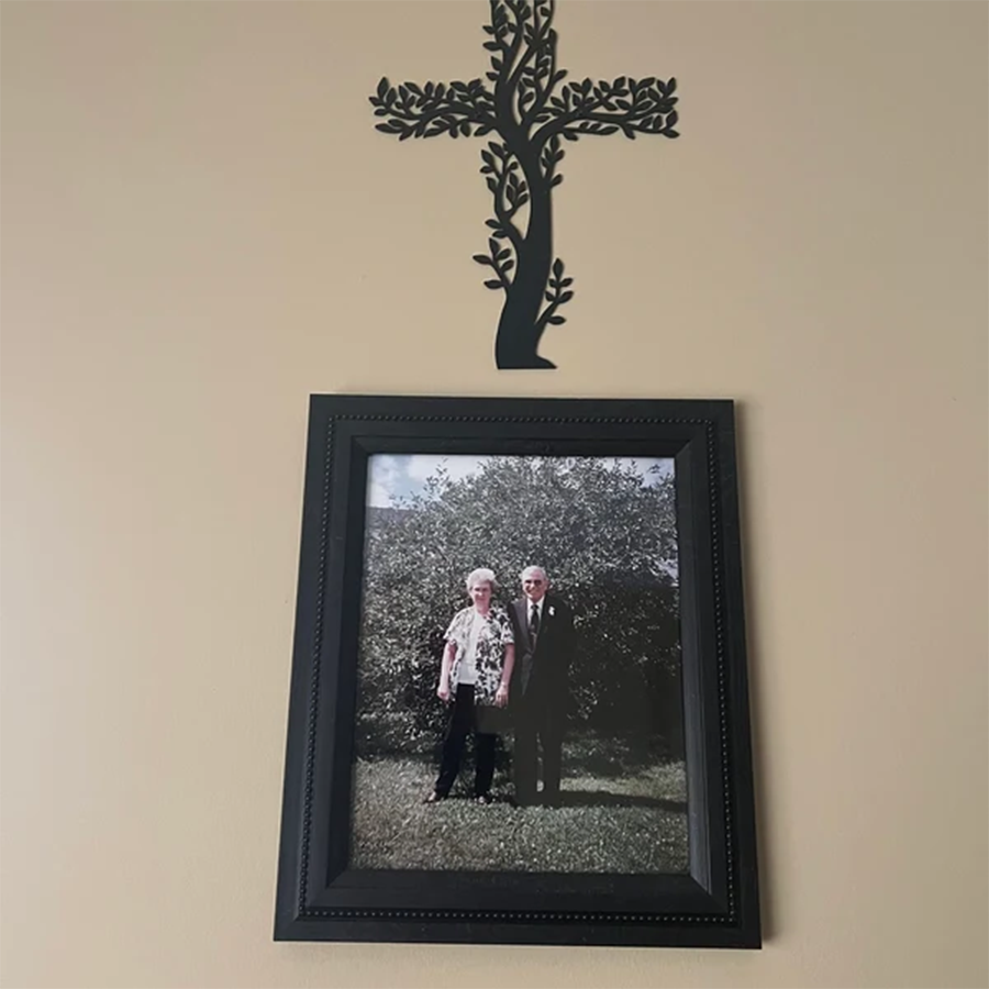 LIVING CROSS Metal Wall Hanging